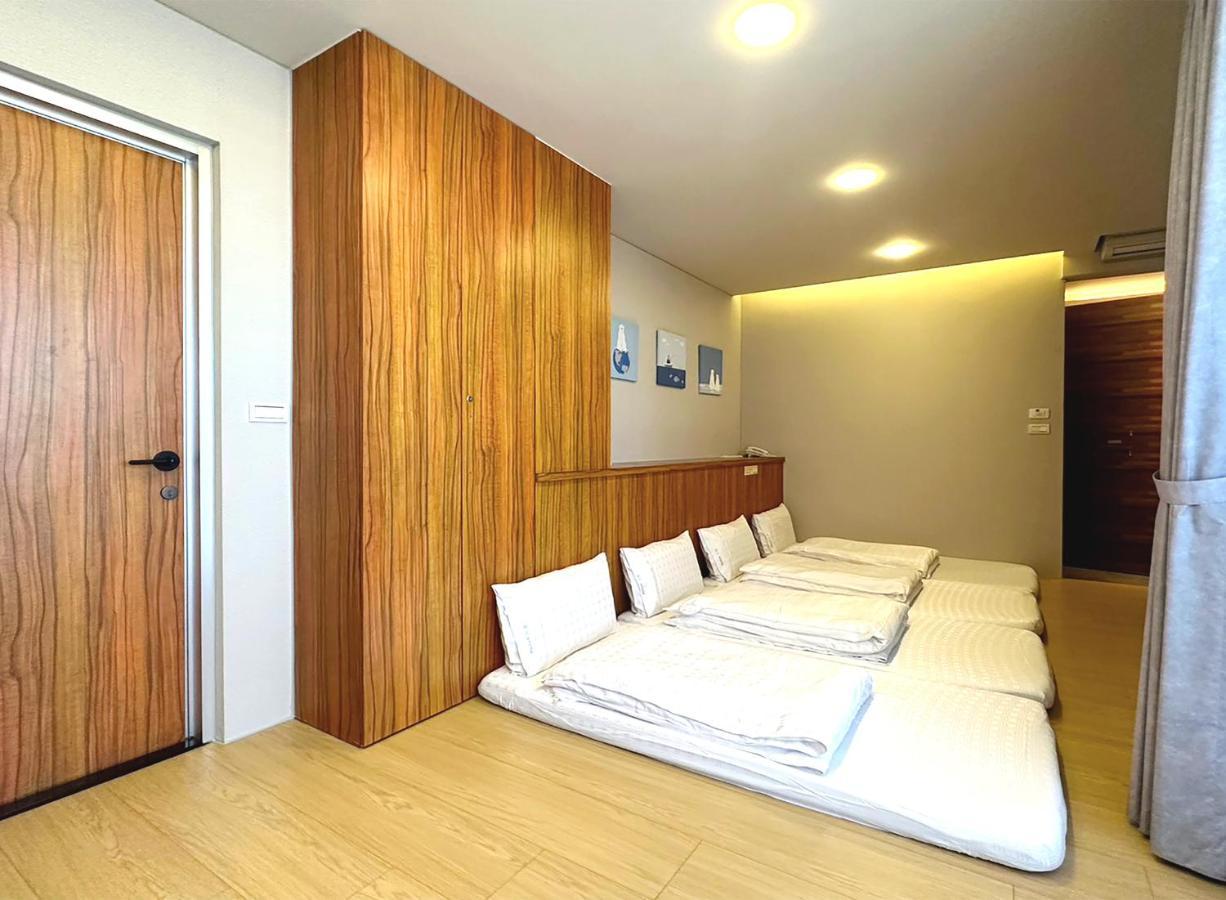 Master Homestay Wujie Esterno foto