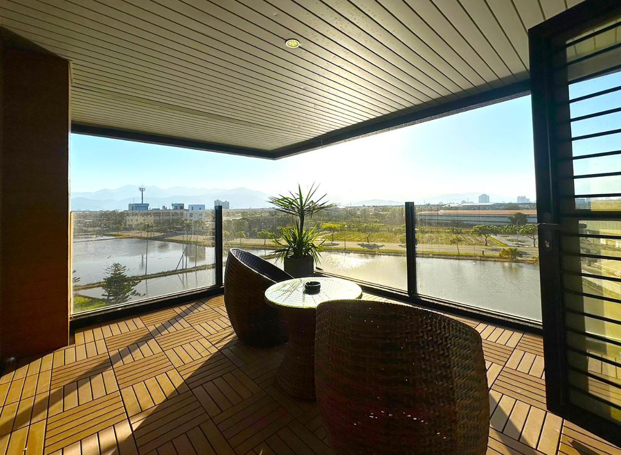 Master Homestay Wujie Esterno foto